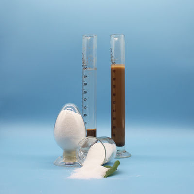 Floculante de la poliacrilamida de las sustancias químicas del tratamiento de aguas de CAS 9003-05-8 aniónico